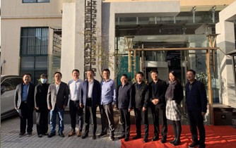 湖北省黄冈市董波市长带队，专程视察指导机器人咖啡亭cofe+